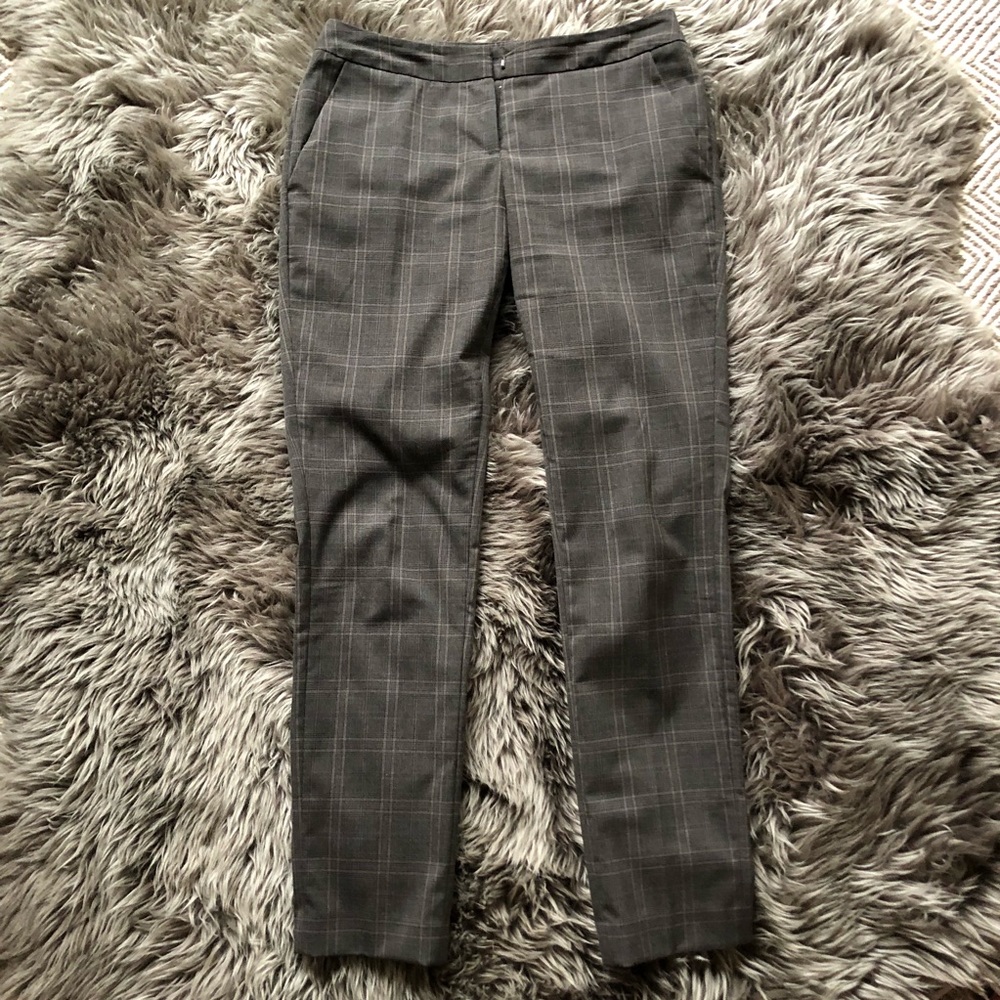 Amanda & Chelsea plaid ankle skinny pants